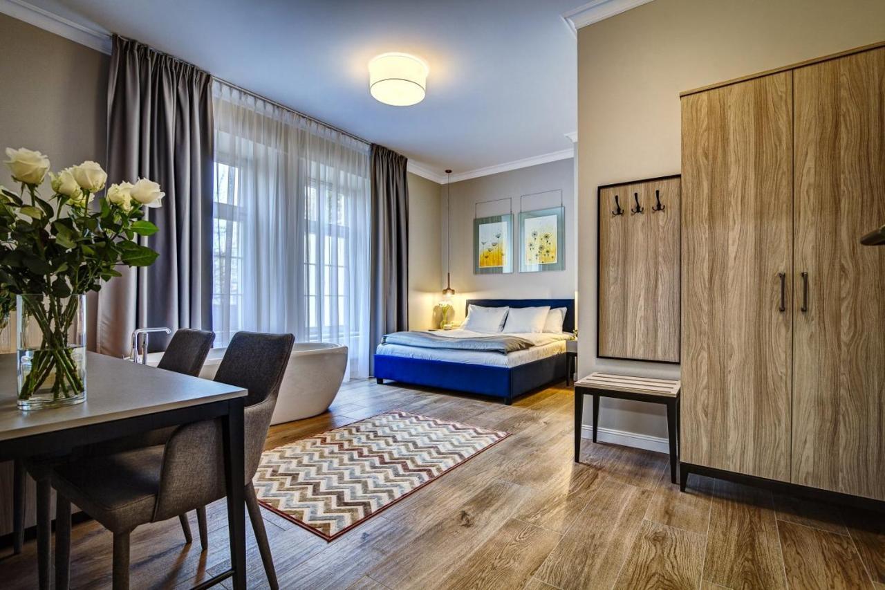 Joyinn Aparthotel Вроцлав Екстериор снимка