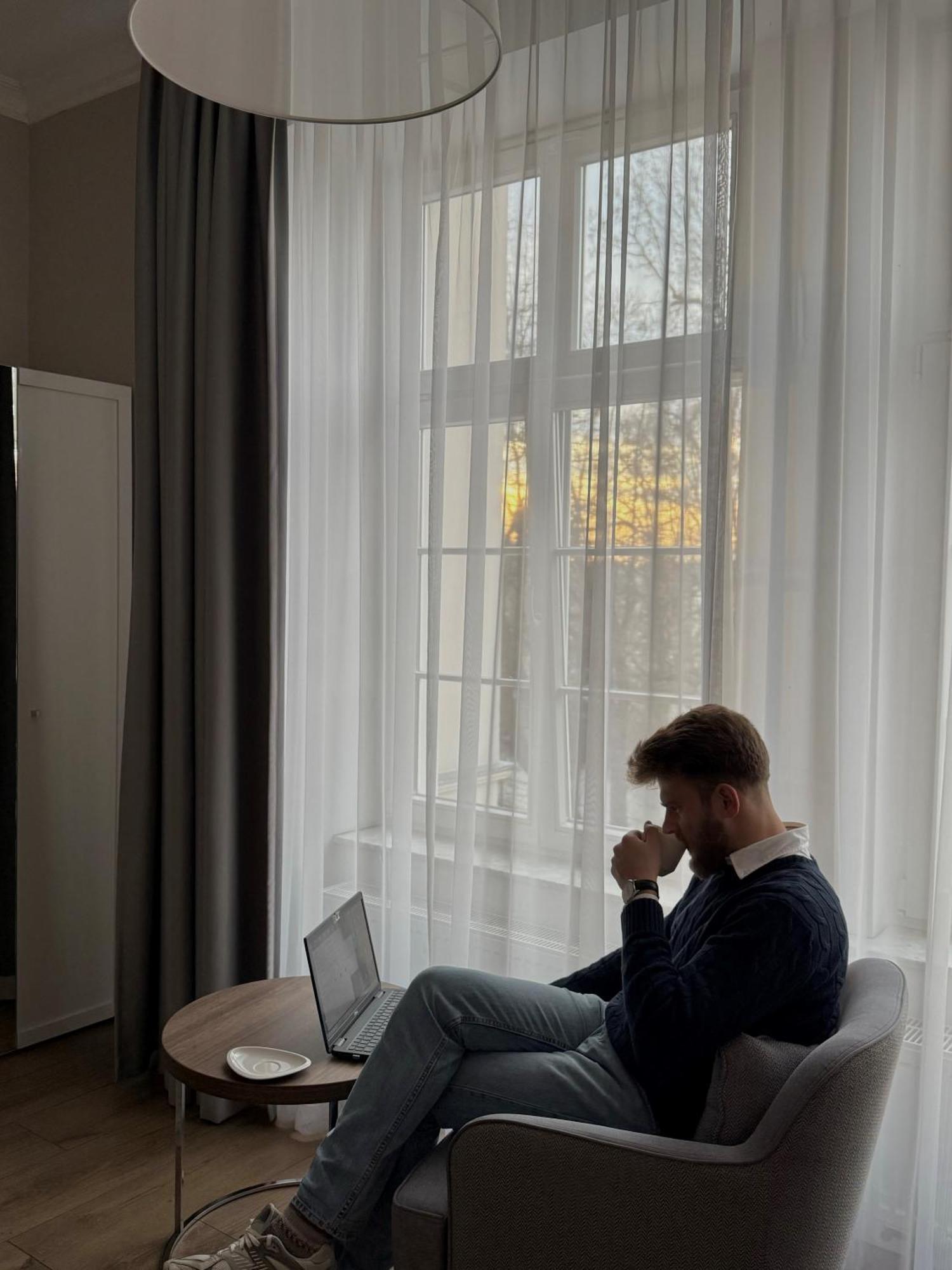 Joyinn Aparthotel Вроцлав Екстериор снимка