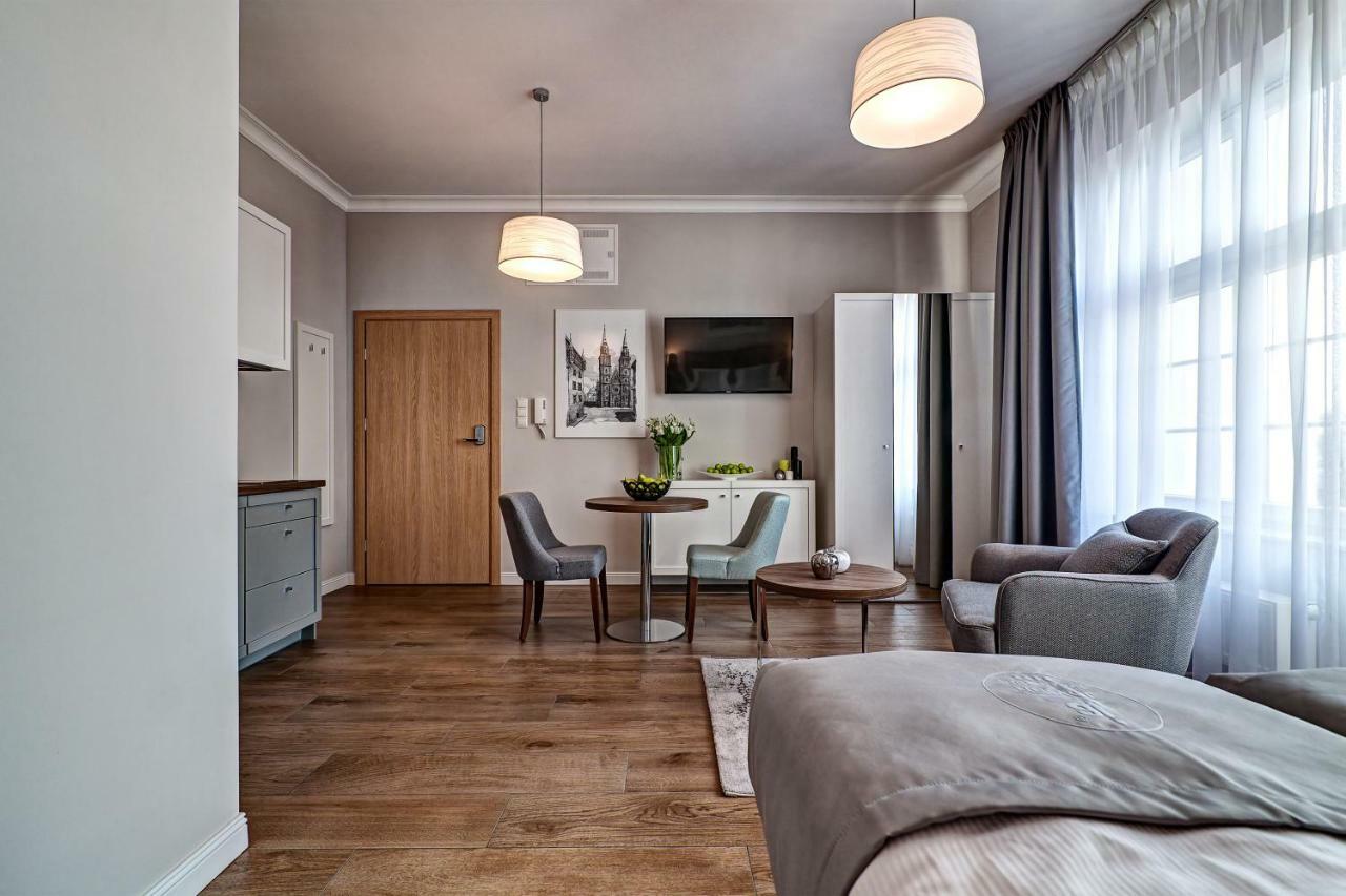 Joyinn Aparthotel Вроцлав Екстериор снимка